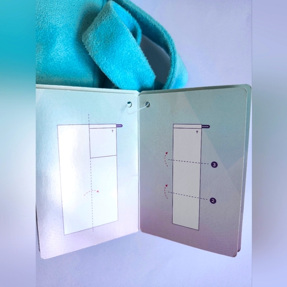 Lululemon Totetastic Towel Skye - Picture 6 of 6